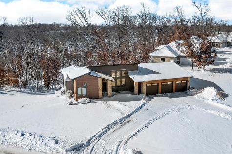 4807 Keystone Ridge SE Cedar Rapids IA 52403