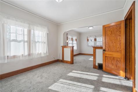 1635 31st Street SE Cedar Rapids IA 52403