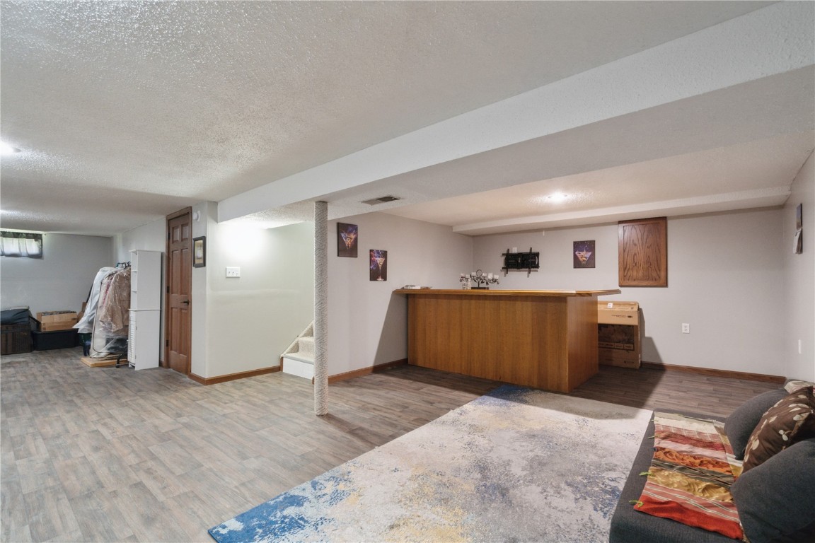 5115 Harbet Avenue NW Cedar Rapids IA 52405
