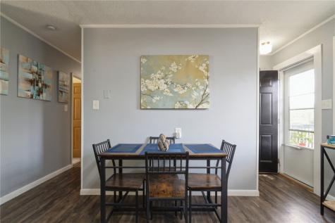 5115 Harbet Avenue NW Cedar Rapids IA 52405