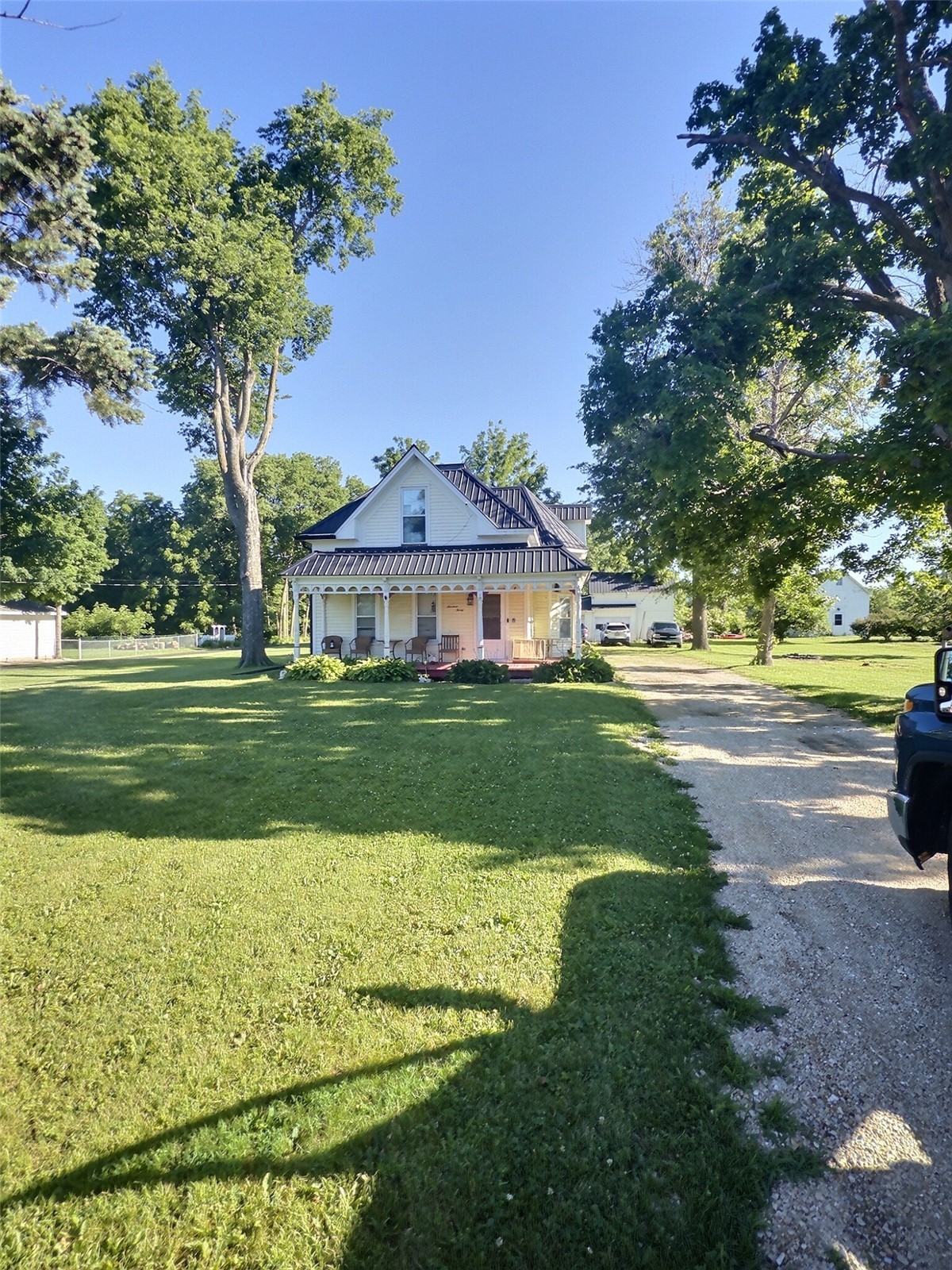 1930 E Avenue NW Cedar Rapids IA 52405