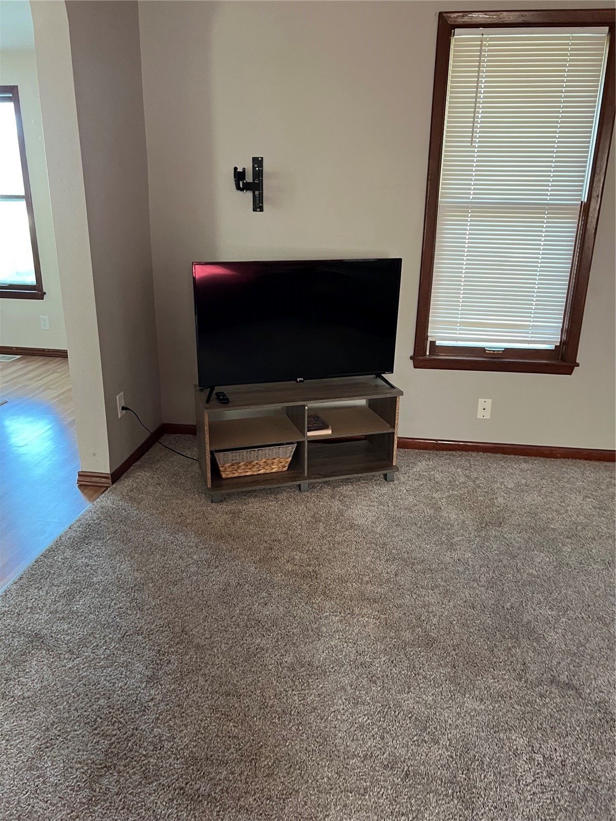 1930 E Avenue NW Cedar Rapids IA 52405