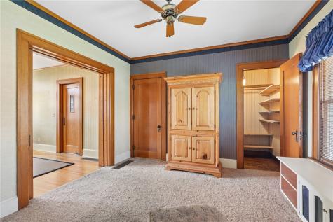 1602 7th Avenue Belle Plaine IA 52208