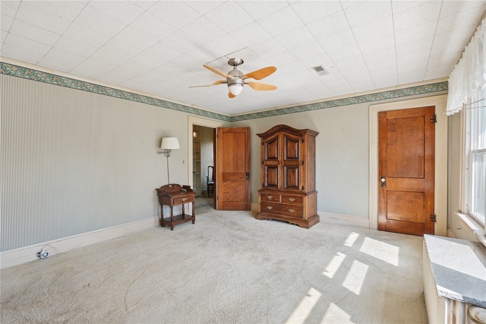 1602 7th Avenue Belle Plaine IA 52208