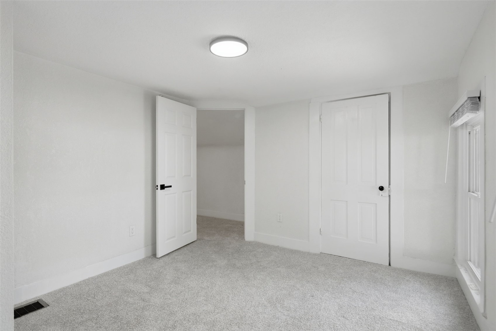 411 5th Avenue Clarence IA 52216