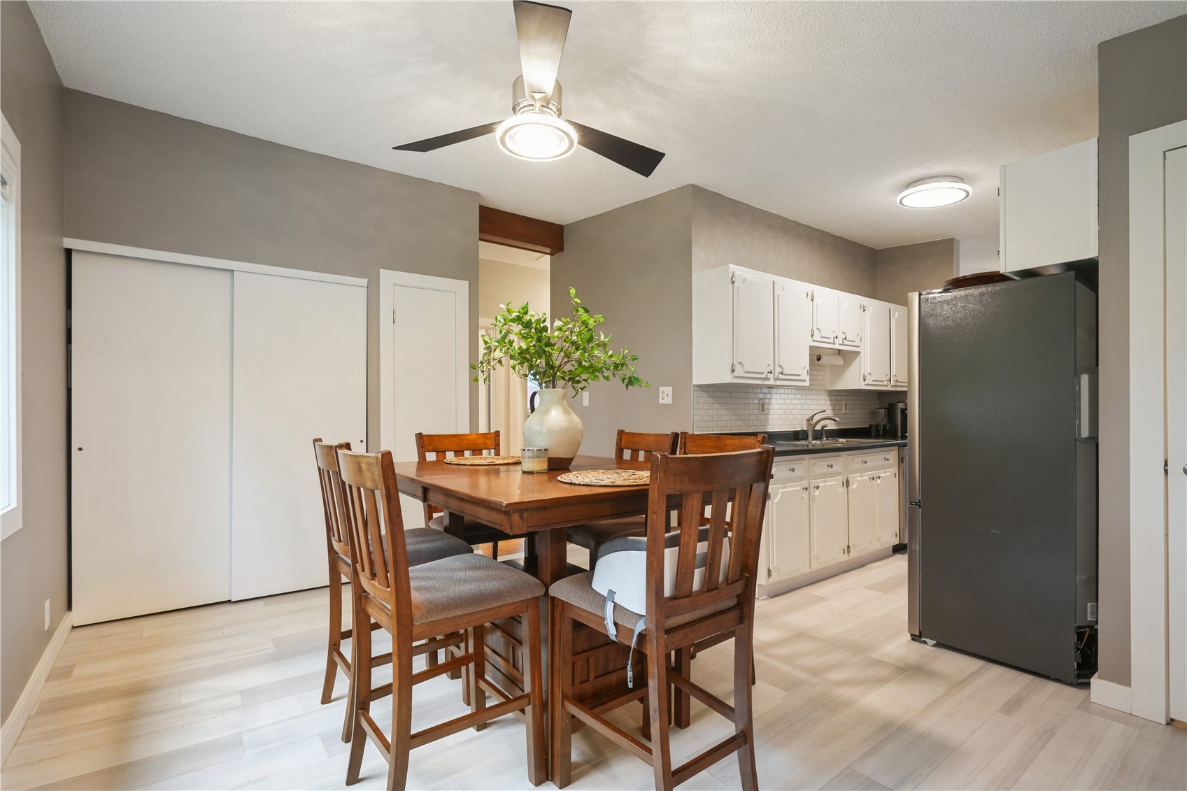 4233 Pineview Drive NE Cedar Rapids IA 52402