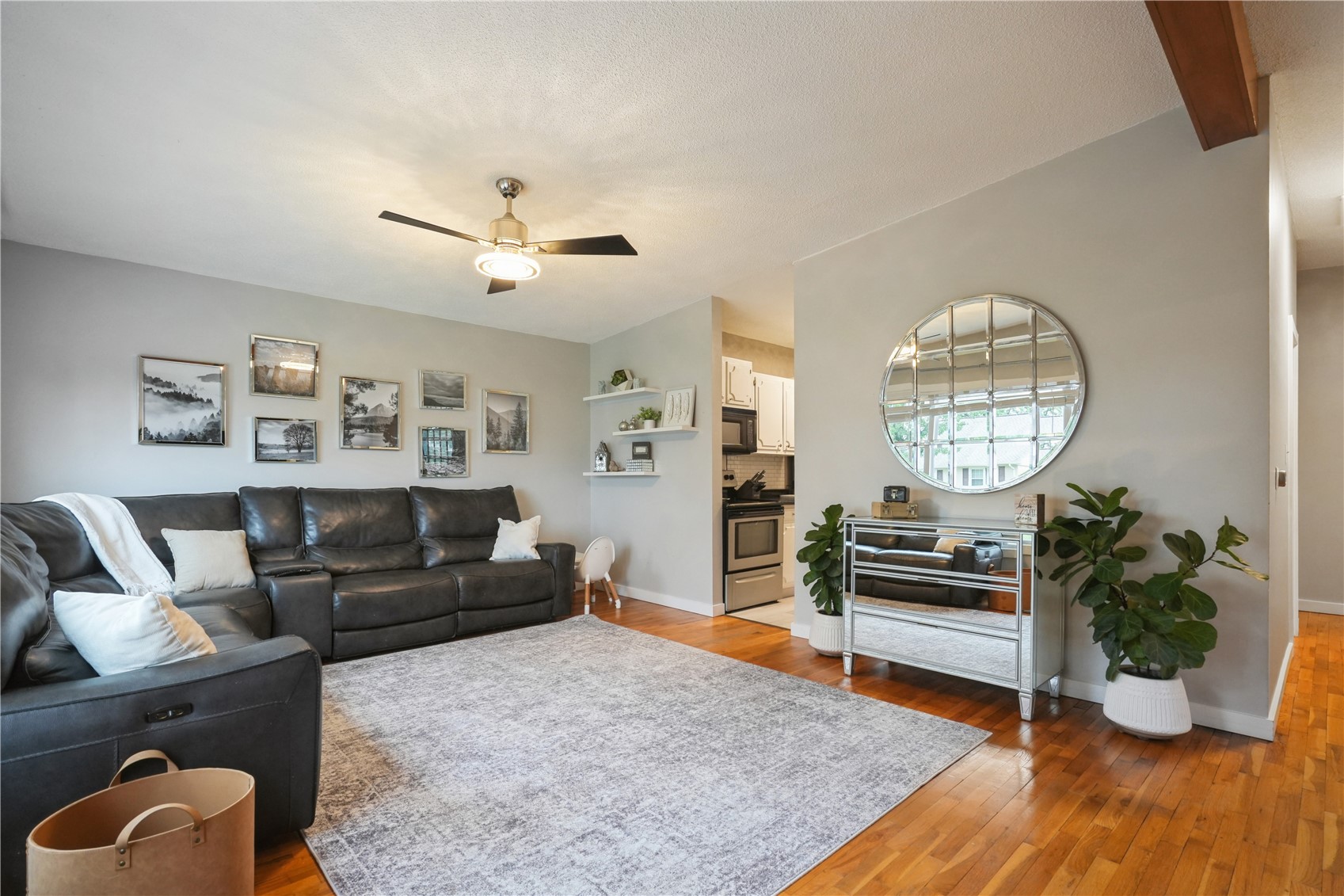 4233 Pineview Drive NE Cedar Rapids IA 52402