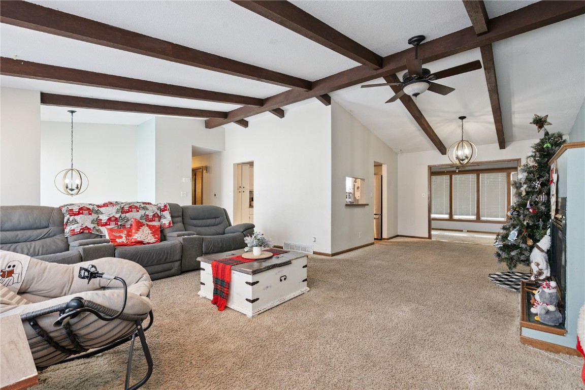 1195 Mcgowan Boulevard Marion IA 52302