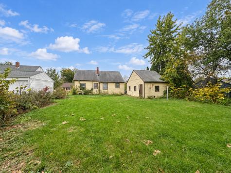 910 Staub Court NE Cedar Rapids IA 52402