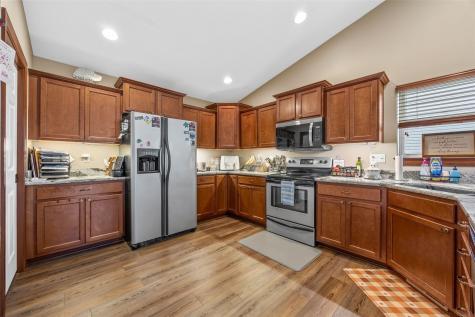 5503 Ruhd Street SW Cedar Rapids IA 52404