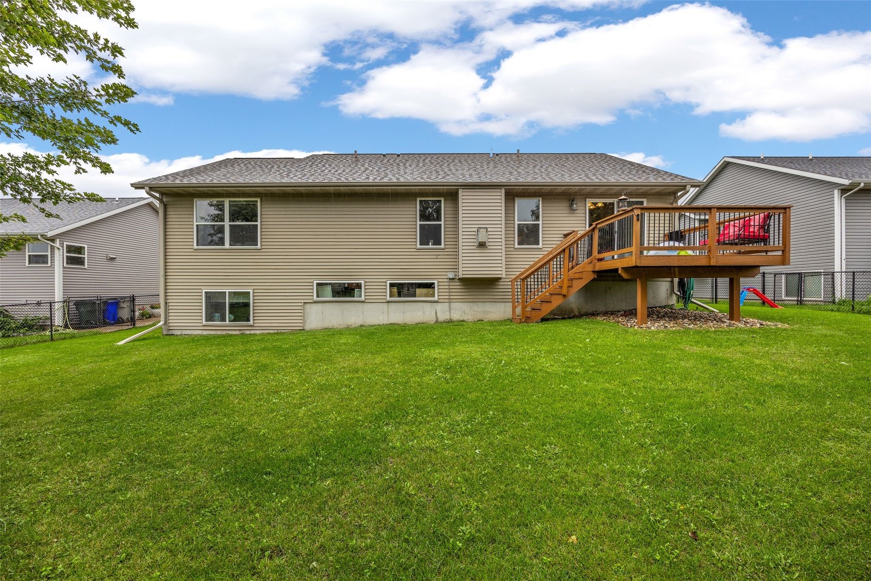 5503 Ruhd Street SW Cedar Rapids IA 52404