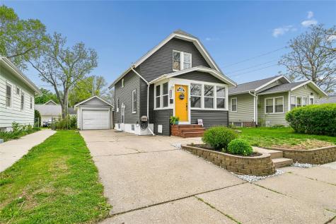 921 H Avenue NW Cedar Rapids IA 52405