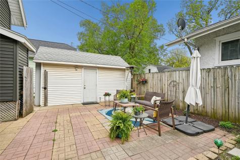 921 H Avenue NW Cedar Rapids IA 52405