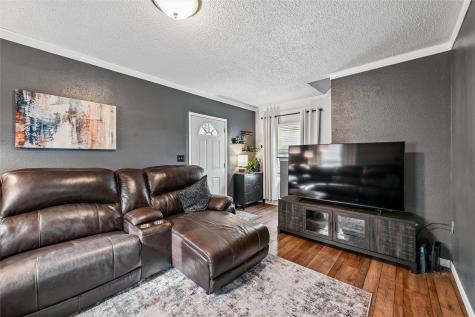 921 H Avenue NW Cedar Rapids IA 52405