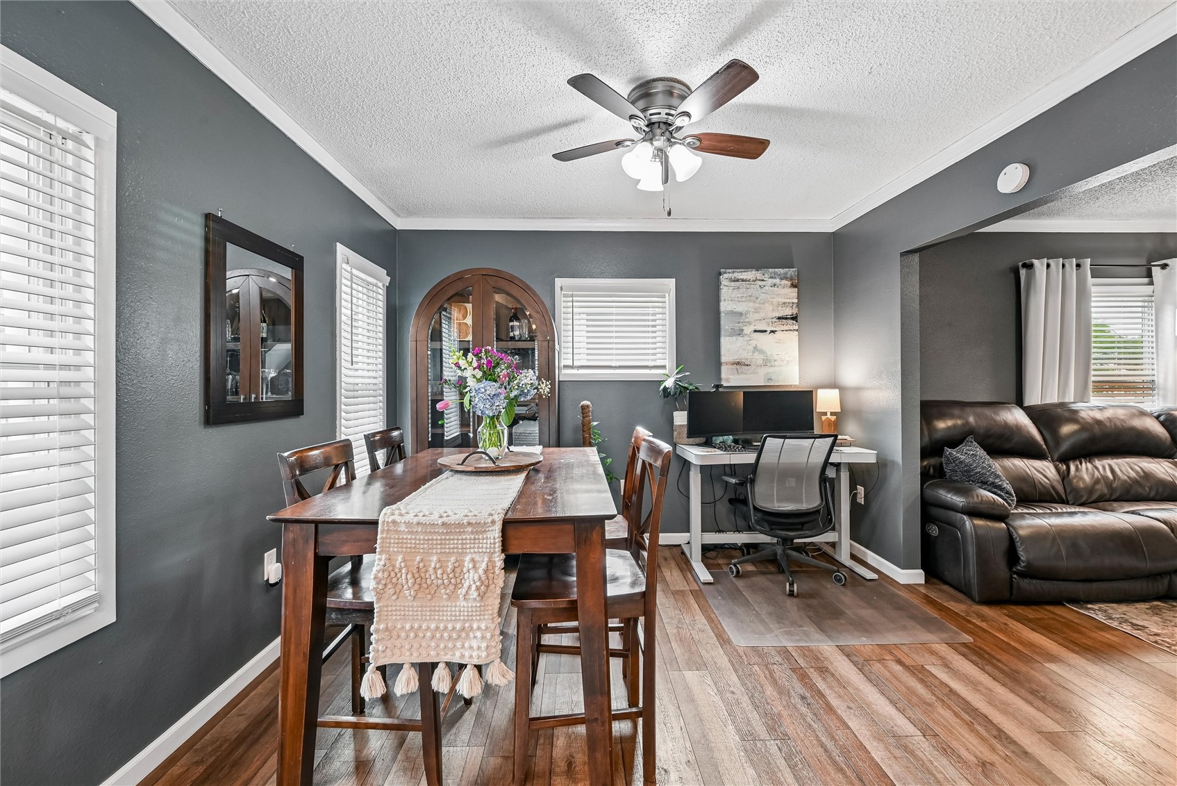 921 H Avenue NW Cedar Rapids IA 52405