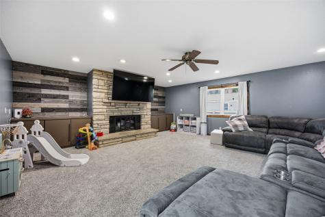 807 40th Street SE Cedar Rapids IA 52403