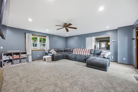 807 40th Street SE Cedar Rapids IA 52403