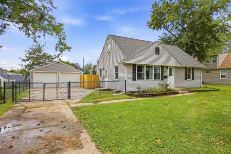807 40th Street SE Cedar Rapids IA 52403