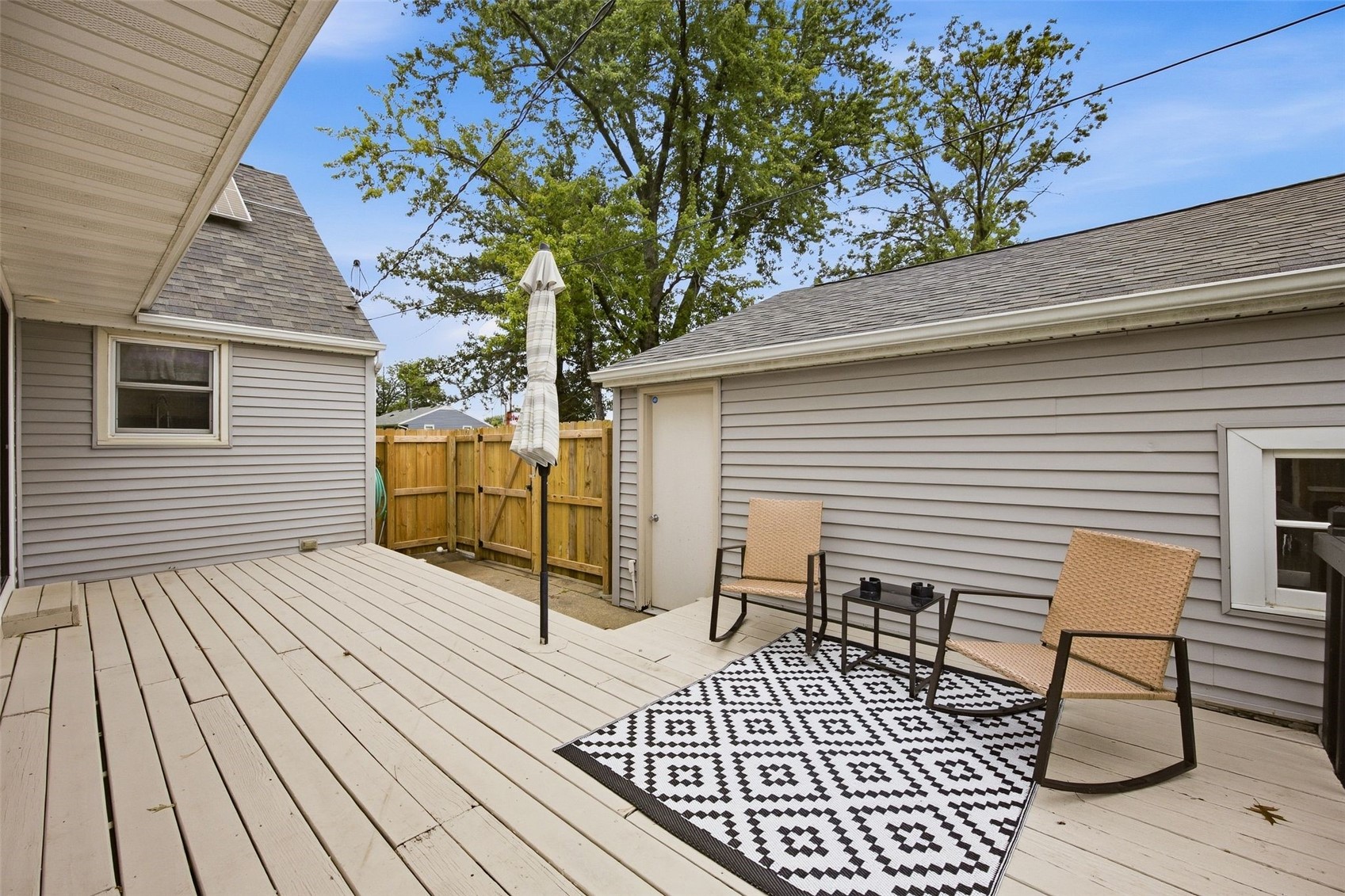 807 40th Street SE Cedar Rapids IA 52403