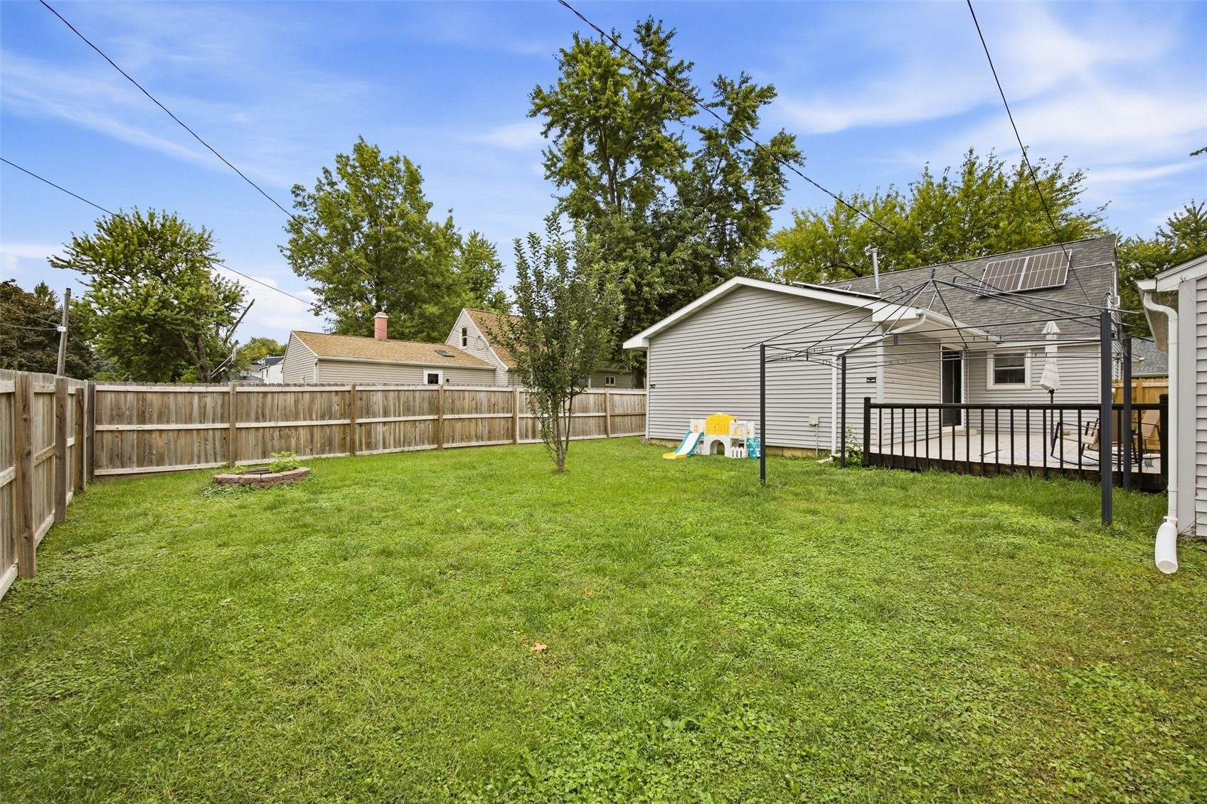 807 40th Street SE Cedar Rapids IA 52403