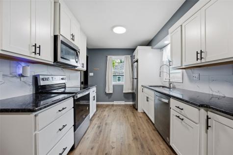 807 40th Street SE Cedar Rapids IA 52403