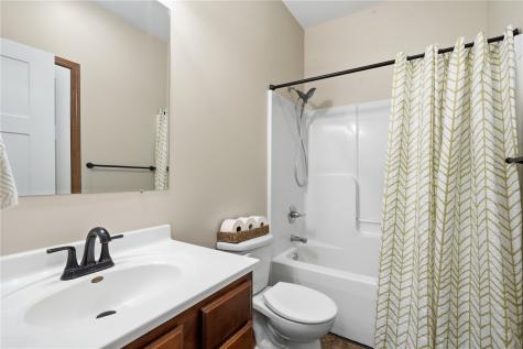 8709 Aldridge Drive SW Cedar Rapids IA 52404