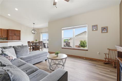 8709 Aldridge Drive SW Cedar Rapids IA 52404
