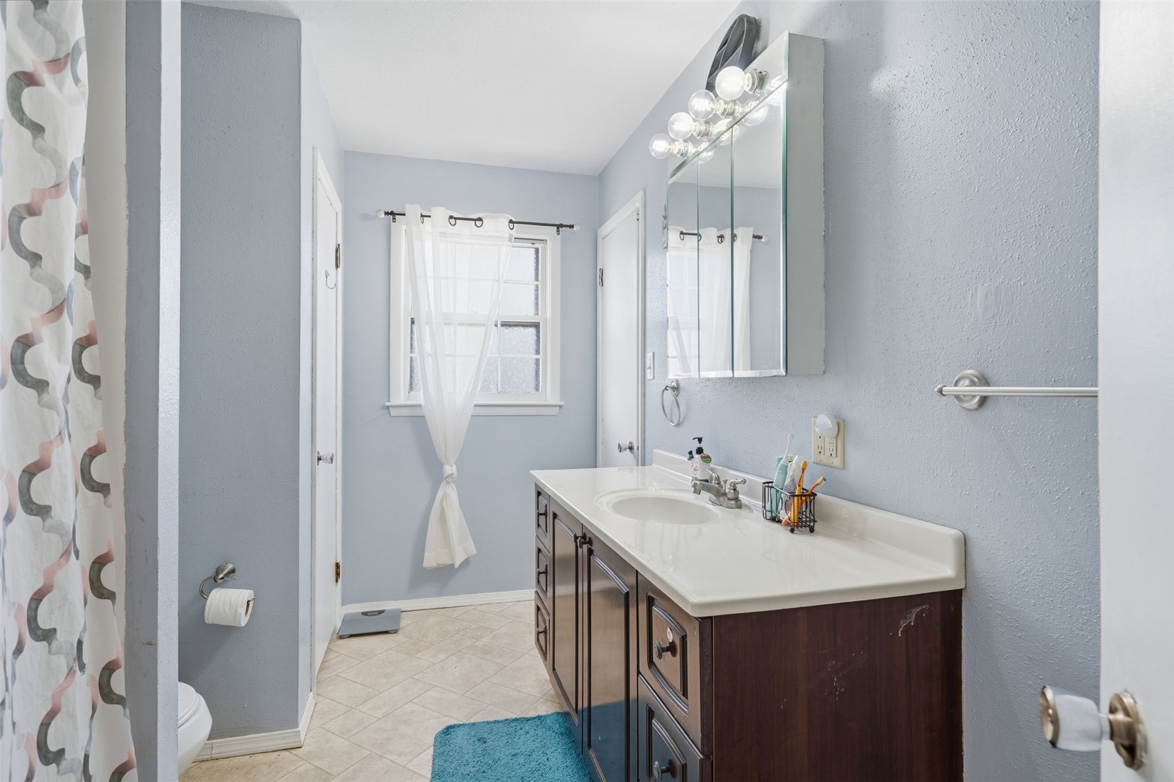 408 Day Street NW Cedar Rapids IA 52405