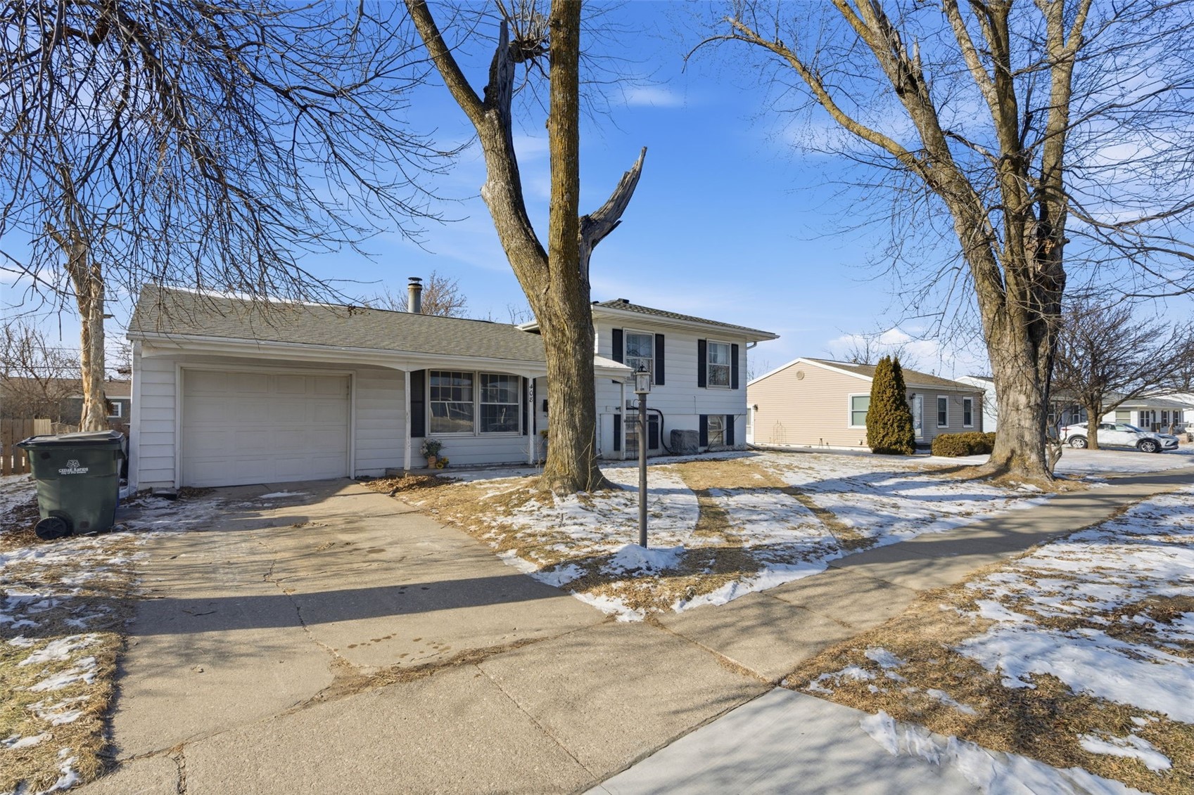 408 Day Street NW Cedar Rapids IA 52405