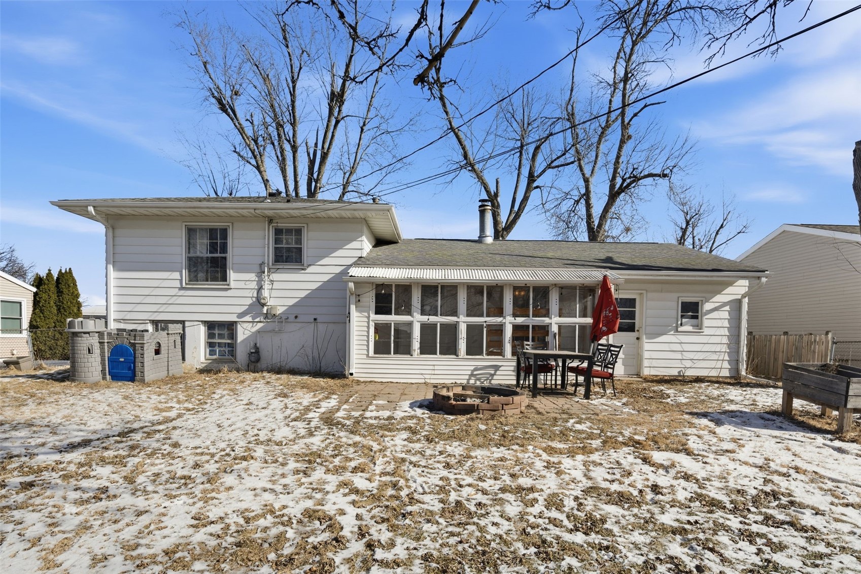 408 Day Street NW Cedar Rapids IA 52405