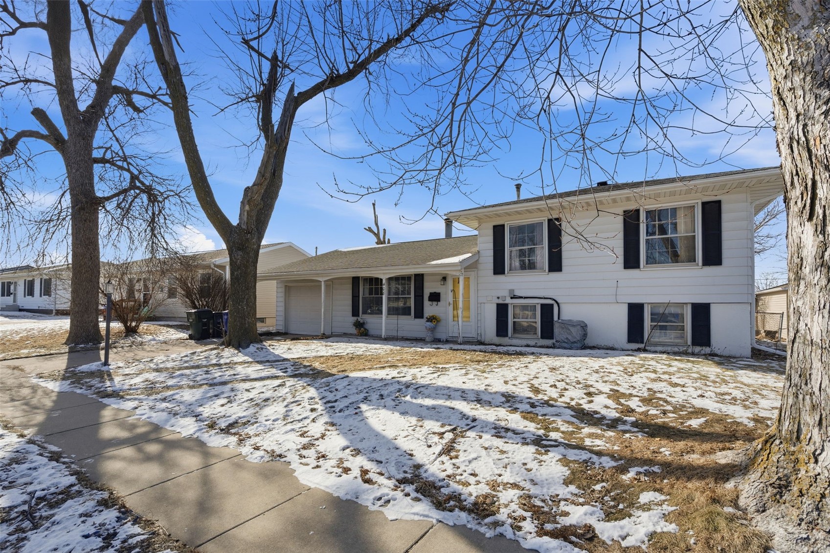 408 Day Street NW Cedar Rapids IA 52405