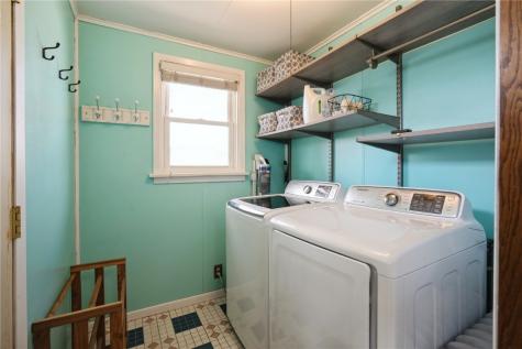 1926 Higley Avenue SE Cedar Rapids IA 52403