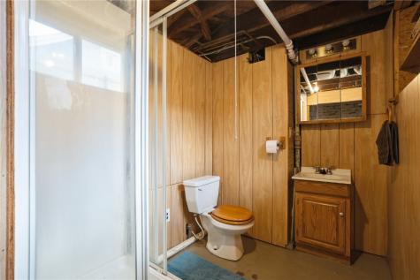 1926 Higley Avenue SE Cedar Rapids IA 52403