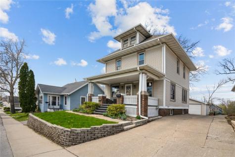 1926 Higley Avenue SE Cedar Rapids IA 52403