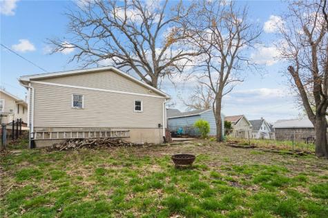 1926 Higley Avenue SE Cedar Rapids IA 52403