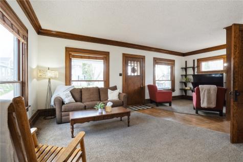 1926 Higley Avenue SE Cedar Rapids IA 52403