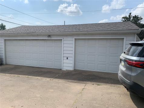 410 Main Street W Knoxville IA 50138