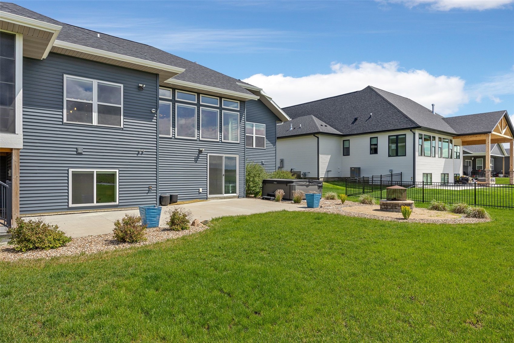 1601 Heartland Street Fairfax IA 52888