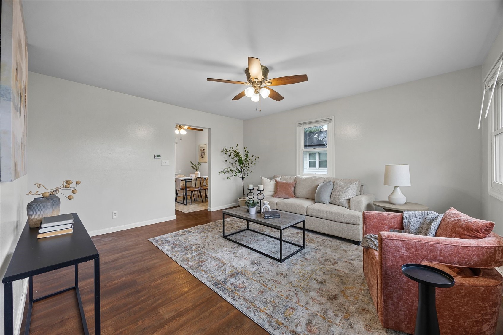 304 B Avenue Hiawatha IA 52233