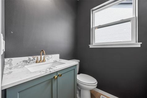 233 Mccarran Avenue NE Cedar Rapids IA 52402