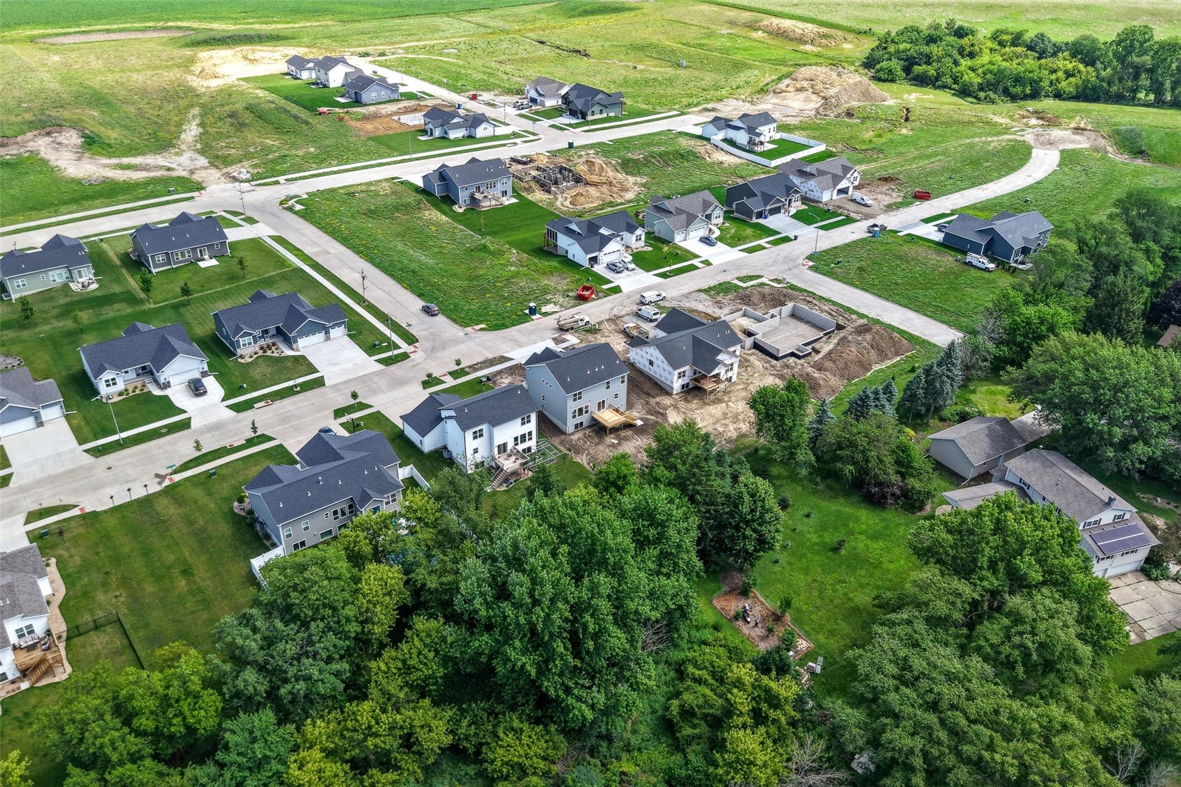 233 Mccarran Avenue NE Cedar Rapids IA 52402