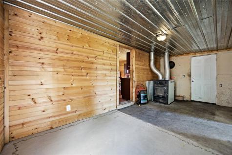 993 Ivanhoe Circle Mt Vernon IA 52314