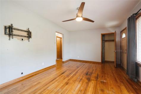 2901 J Street SW Cedar Rapids IA 52404