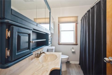 2901 J Street SW Cedar Rapids IA 52404