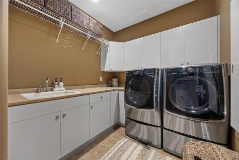 4640 Blarney Drive Cedar Rapids IA 52411