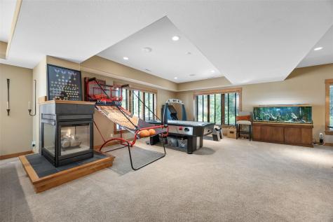4640 Blarney Drive Cedar Rapids IA 52411