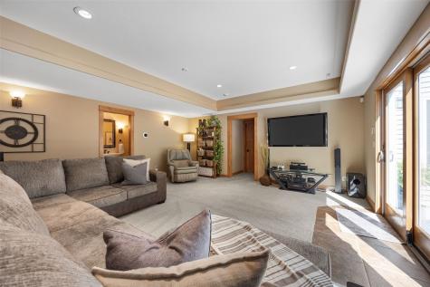 4640 Blarney Drive Cedar Rapids IA 52411