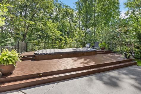 4640 Blarney Drive Cedar Rapids IA 52411