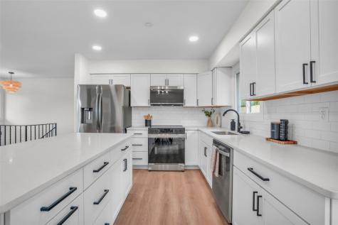 1418 26th Street NW Cedar Rapids IA 52405