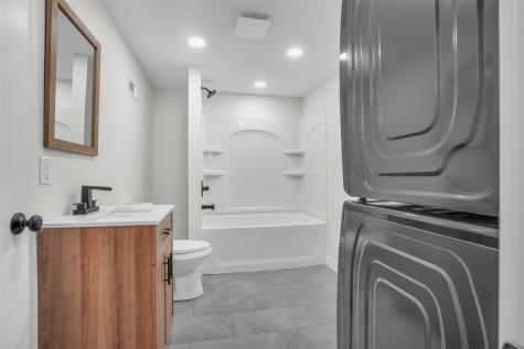 1418 26th Street NW Cedar Rapids IA 52405